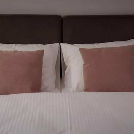 Boutique 109 - Old City, Luxury Apt. With A Garage Cracovie Extérieur photo